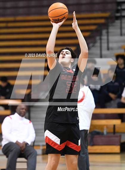 Thumbnail 2 in Oak Hills vs. Valencia photogallery.