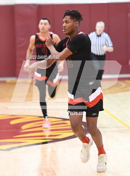 Thumbnail 3 in Oak Hills vs. Valencia photogallery.