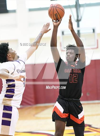Thumbnail 2 in Oak Hills vs. Valencia photogallery.