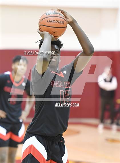 Thumbnail 3 in Oak Hills vs. Valencia photogallery.