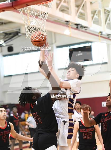 Thumbnail 1 in Oak Hills vs. Valencia photogallery.