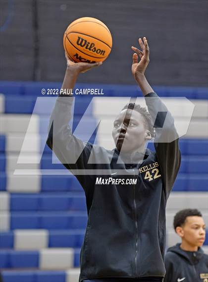 Thumbnail 2 in Yuma Catholic vs Kellis (Winter Hoops Shootout) photogallery.