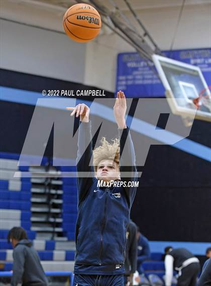 Thumbnail 3 in Yuma Catholic vs Kellis (Winter Hoops Shootout) photogallery.