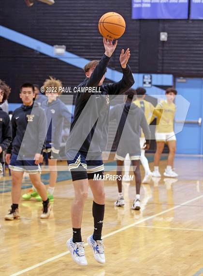 Thumbnail 2 in Yuma Catholic vs Kellis (Winter Hoops Shootout) photogallery.