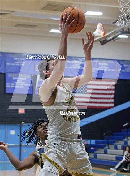 Thumbnail 2 in Yuma Catholic vs Kellis (Winter Hoops Shootout) photogallery.