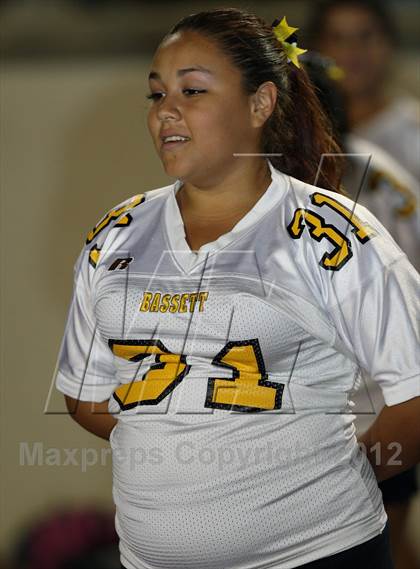 Thumbnail 2 in Gladstone vs. Bassett photogallery.