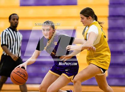 Thumbnail 2 in Centerville @ Bellbrook (Scrimmage) photogallery.