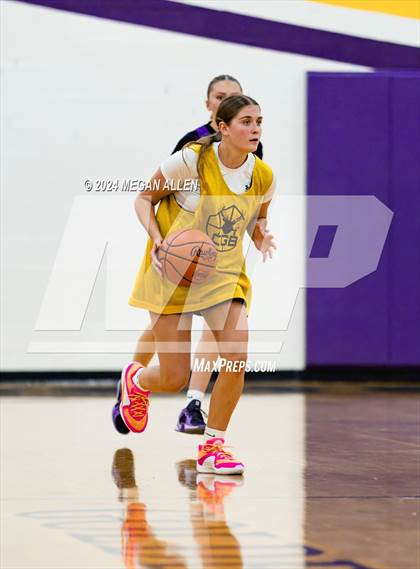 Thumbnail 2 in Centerville @ Bellbrook (Scrimmage) photogallery.