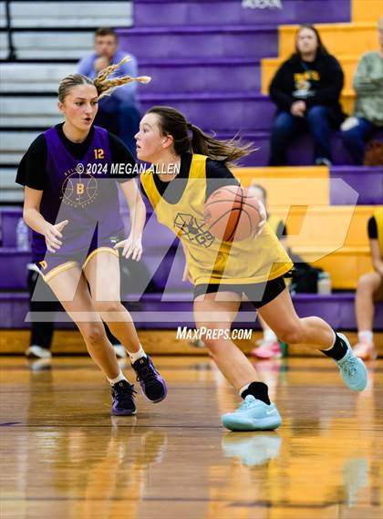 Thumbnail 1 in Centerville @ Bellbrook (Scrimmage) photogallery.