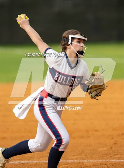 Thumbnail 1 in Harnett Central @ Terry Sanford photogallery.