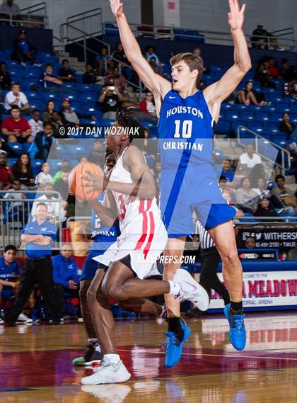 Thumbnail 1 in Houston Christian vs. South Garland (Thanksgiving Hoopfest) photogallery.