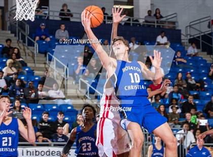 Thumbnail 1 in Houston Christian vs. South Garland (Thanksgiving Hoopfest) photogallery.