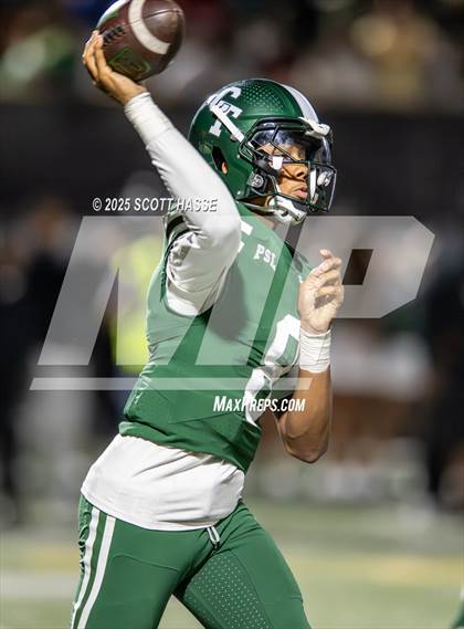 Thumbnail 1 in Central Catholic @ Cass Tech photogallery.
