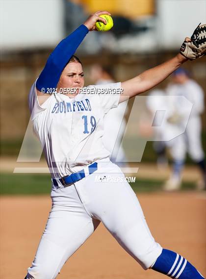Thumbnail 2 in Broomfield vs Legacy (CHSAA 5A playoff Rd 1) photogallery.