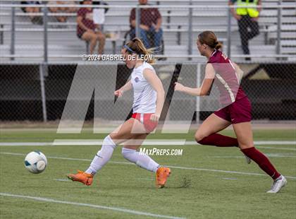 Thumbnail 1 in Rouse vs. Leander (UIL Soccer 5A Region IV Regional Final) photogallery.