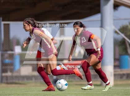Thumbnail 2 in Rouse vs. Leander (UIL Soccer 5A Region IV Regional Final) photogallery.