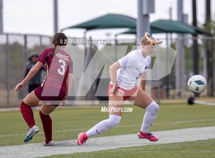 Thumbnail 3 in Rouse vs. Leander (UIL Soccer 5A Region IV Regional Final) photogallery.