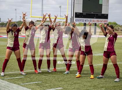 Thumbnail 3 in Rouse vs. Leander (UIL Soccer 5A Region IV Regional Final) photogallery.