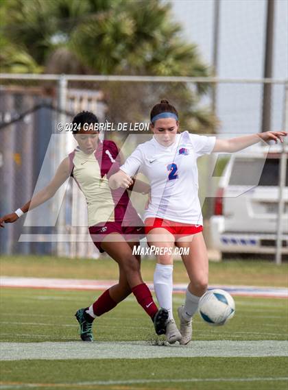 Thumbnail 2 in Rouse vs. Leander (UIL Soccer 5A Region IV Regional Final) photogallery.