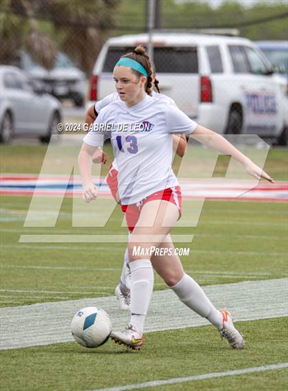 Thumbnail 1 in Rouse vs. Leander (UIL Soccer 5A Region IV Regional Final) photogallery.