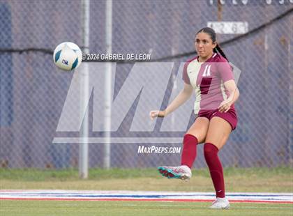 Thumbnail 2 in Rouse vs. Leander (UIL Soccer 5A Region IV Regional Final) photogallery.