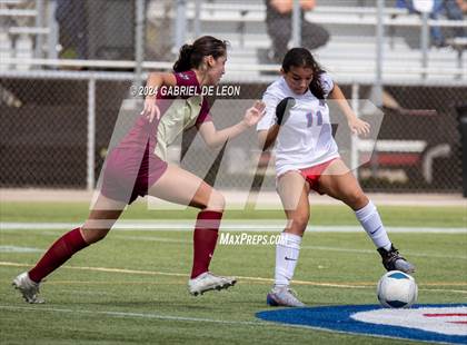 Thumbnail 3 in Rouse vs. Leander (UIL Soccer 5A Region IV Regional Final) photogallery.