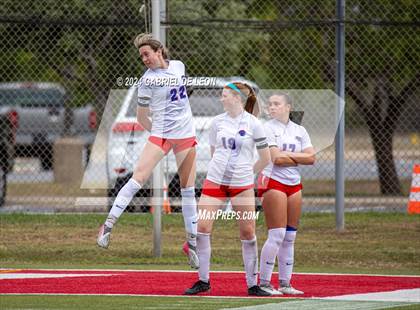 Thumbnail 3 in Rouse vs. Leander (UIL Soccer 5A Region IV Regional Final) photogallery.
