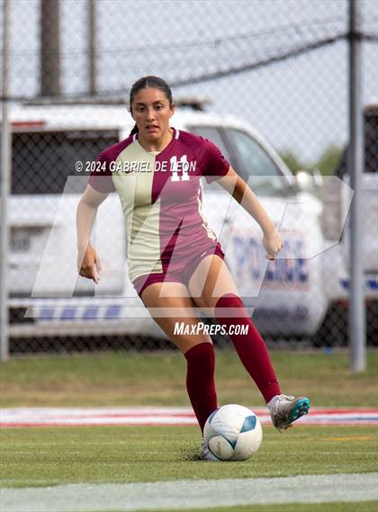 Thumbnail 1 in Rouse vs. Leander (UIL Soccer 5A Region IV Regional Final) photogallery.