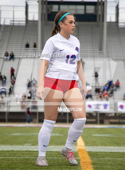 Thumbnail 1 in Rouse vs. Leander (UIL Soccer 5A Region IV Regional Final) photogallery.