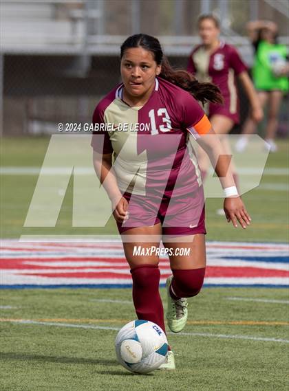 Thumbnail 1 in Rouse vs. Leander (UIL Soccer 5A Region IV Regional Final) photogallery.