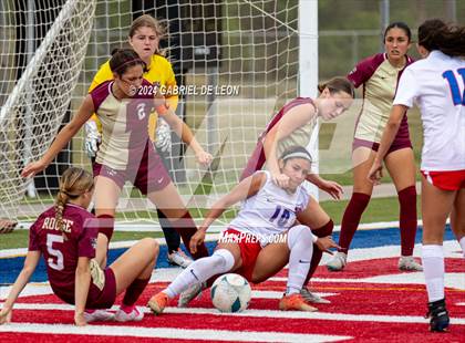 Thumbnail 2 in Rouse vs. Leander (UIL Soccer 5A Region IV Regional Final) photogallery.