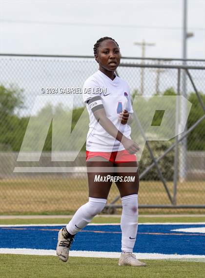 Thumbnail 3 in Rouse vs. Leander (UIL Soccer 5A Region IV Regional Final) photogallery.