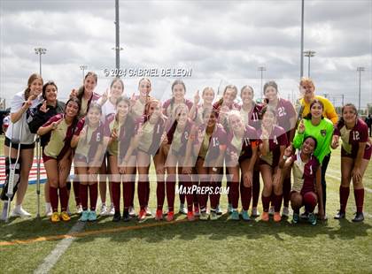 Thumbnail 1 in Rouse vs. Leander (UIL Soccer 5A Region IV Regional Final) photogallery.