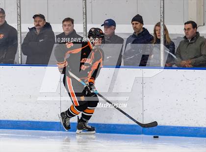 Thumbnail 3 in Kimball Union Academy vs Salisbury School (Flood-Marr) photogallery.