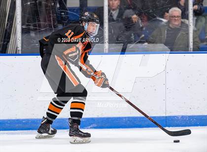 Thumbnail 2 in Kimball Union Academy vs Salisbury School (Flood-Marr) photogallery.