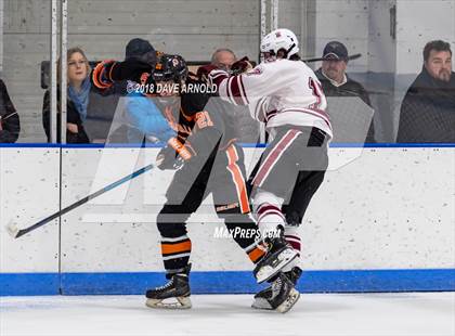 Thumbnail 3 in Kimball Union Academy vs Salisbury School (Flood-Marr) photogallery.
