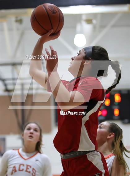 Thumbnail 1 in Logan Elm @ Amanda-Clearcreek photogallery.