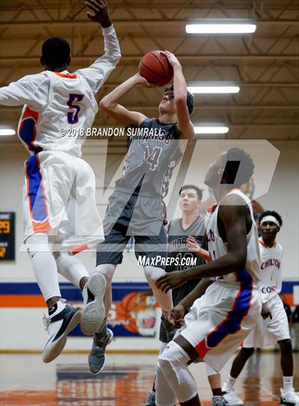 Thumbnail 1 in Chilton County vs Thorsby (Chilton County Tournament) photogallery.
