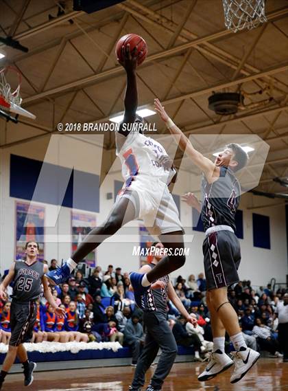 Thumbnail 3 in Chilton County vs Thorsby (Chilton County Tournament) photogallery.