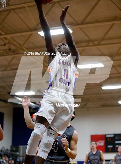Thumbnail 1 in Chilton County vs Thorsby (Chilton County Tournament) photogallery.