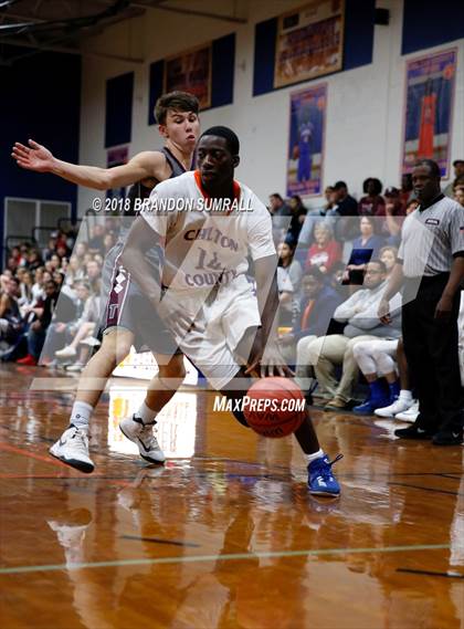 Thumbnail 3 in Chilton County vs Thorsby (Chilton County Tournament) photogallery.