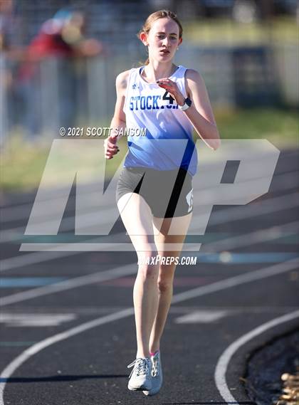 Thumbnail 3 in Logan Invitational Track Meet photogallery.