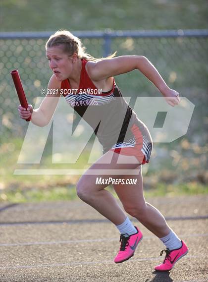 Thumbnail 1 in Logan Invitational Track Meet photogallery.