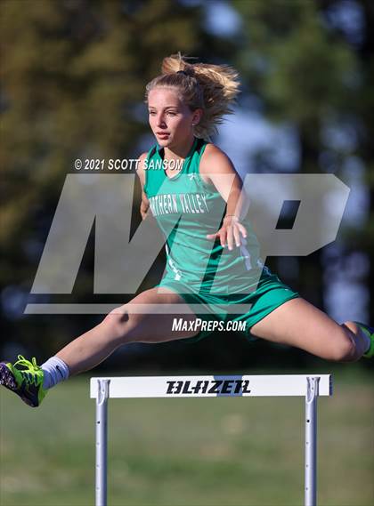 Thumbnail 3 in Logan Invitational Track Meet photogallery.