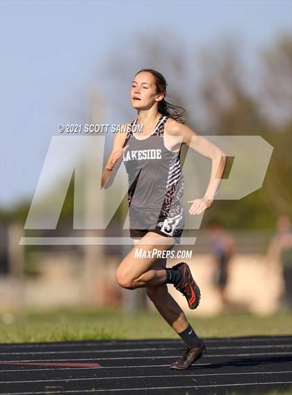 Thumbnail 1 in Logan Invitational Track Meet photogallery.