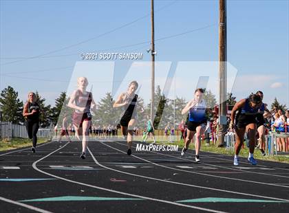 Thumbnail 1 in Logan Invitational Track Meet photogallery.
