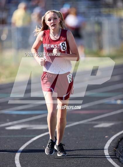Thumbnail 1 in Logan Invitational Track Meet photogallery.