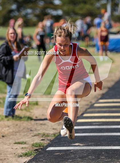 Thumbnail 2 in Logan Invitational Track Meet photogallery.
