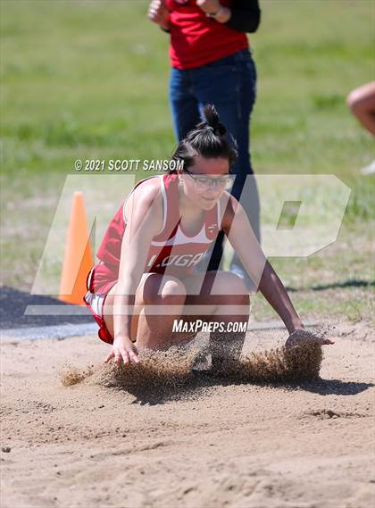 Thumbnail 3 in Logan Invitational Track Meet photogallery.