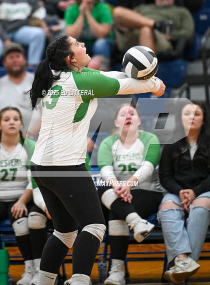 Thumbnail 2 in Western @ Clay (OHSAA Divison VII District Semifinal) photogallery.